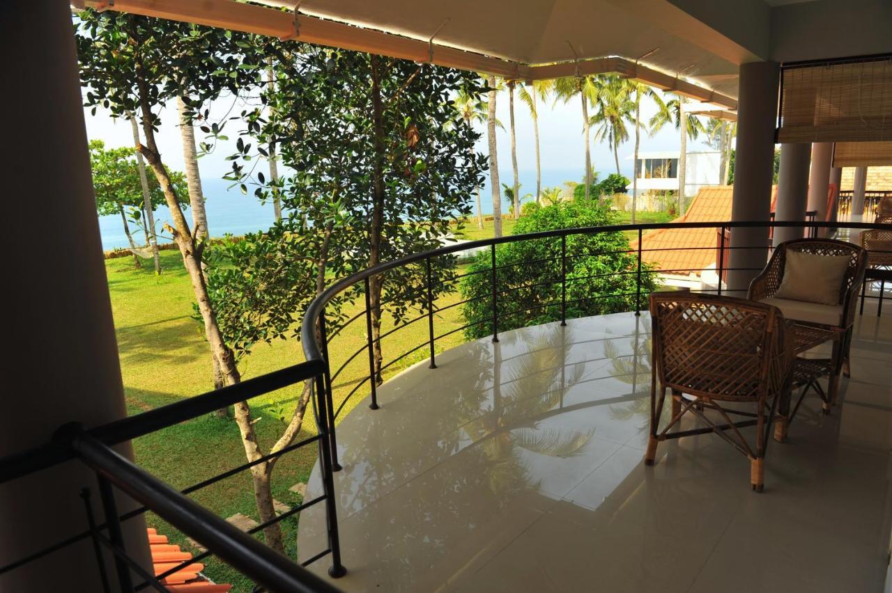 Pura Vida Varkala Hotel Exterior foto